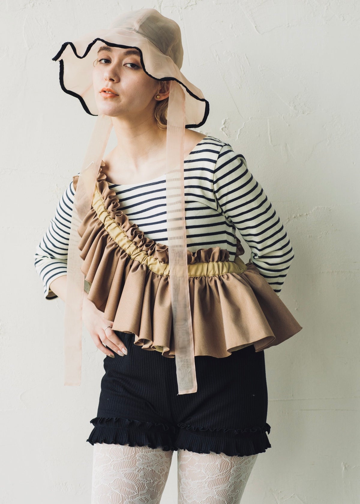 DŌRA | Versatile Ruffled Bag - SAND