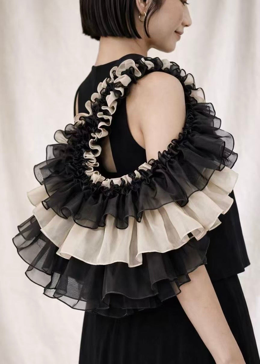 DŌRA MÖRA | Versatile Ruffled Bag - LAMP BLACK