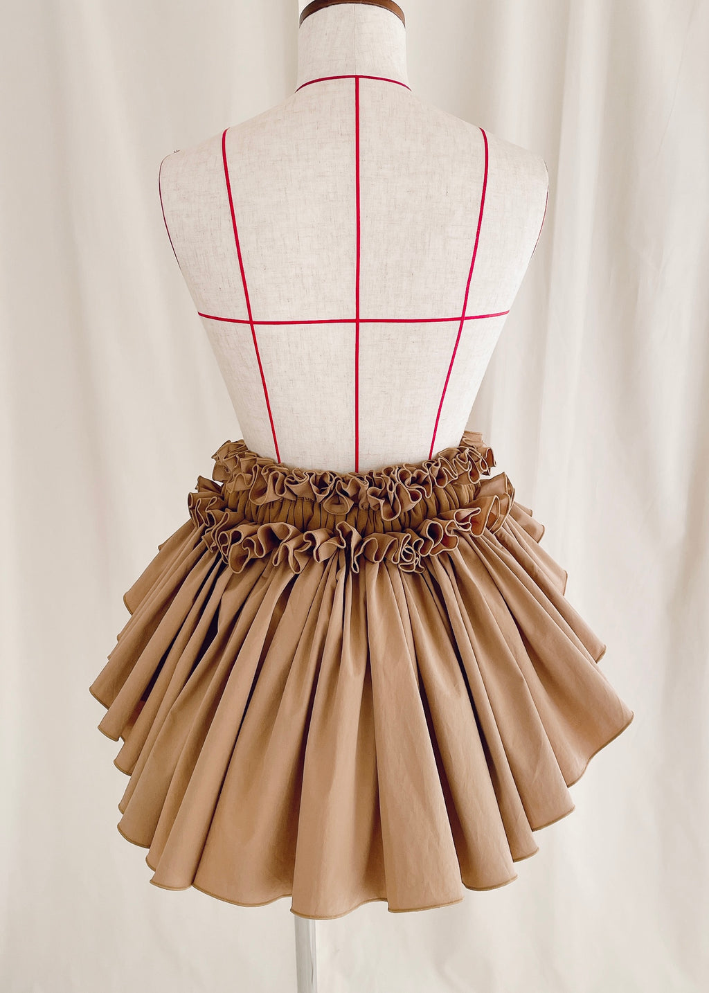 DŌRA NŌVA | Ruffled Hidden Bag - KHAKI