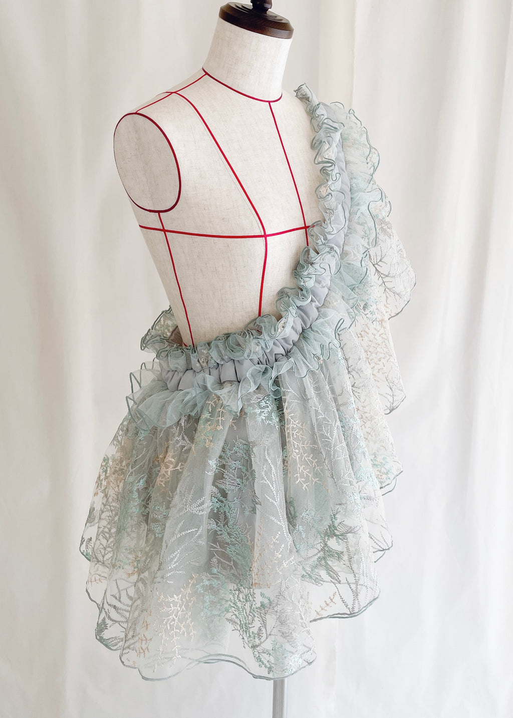 DŌRA GYPSA | Ruffled Hidden Bag - MIST GREEN