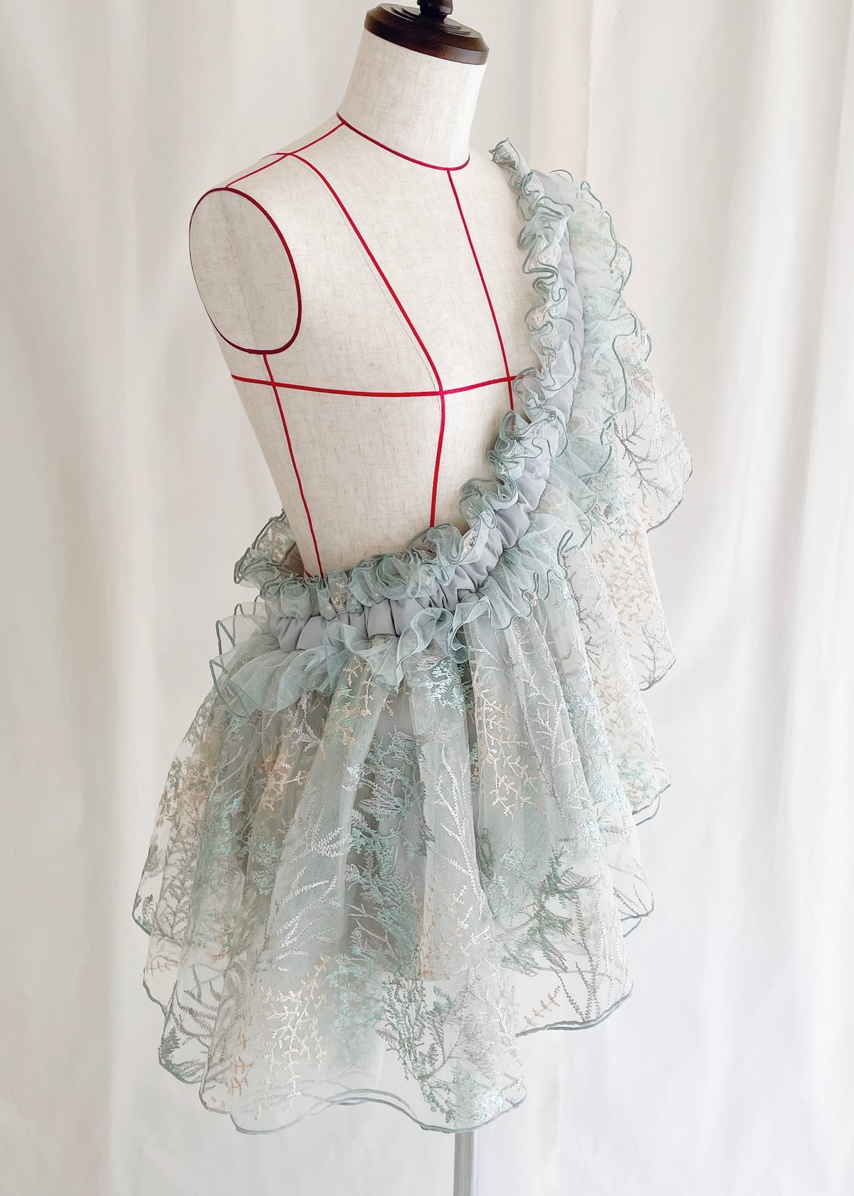 DŌRA GYPSA | Ruffled Hidden Bag - MIST GREEN