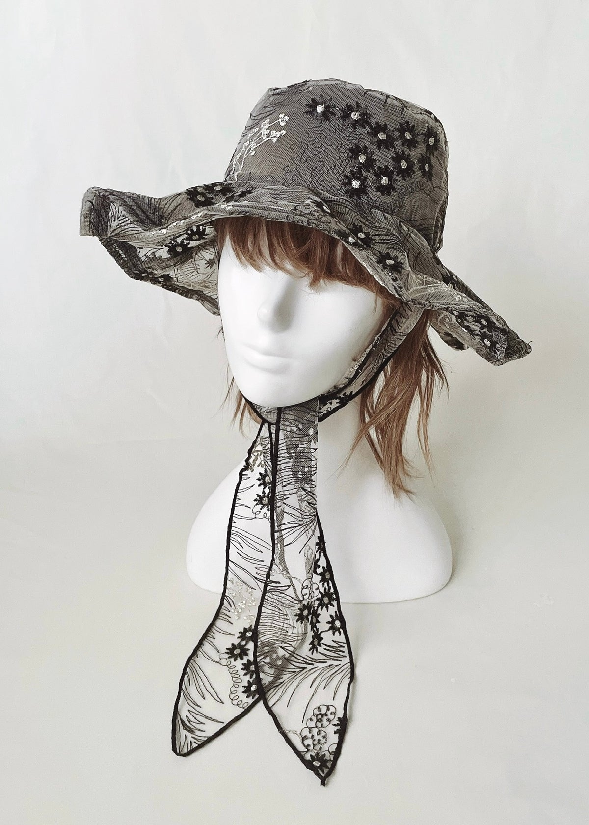 Astera Black | Embroidered Lace Veil Hat