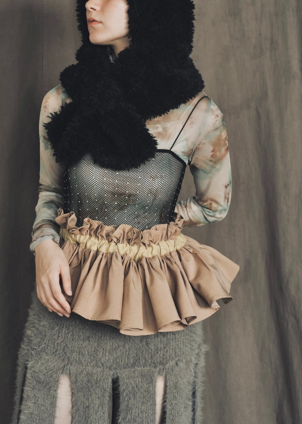 DŌRA | Versatile Ruffled Bag - SAND