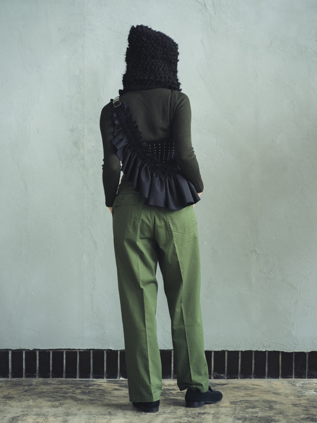 DŌRA | Versatile Ruffled Bag - BLACK