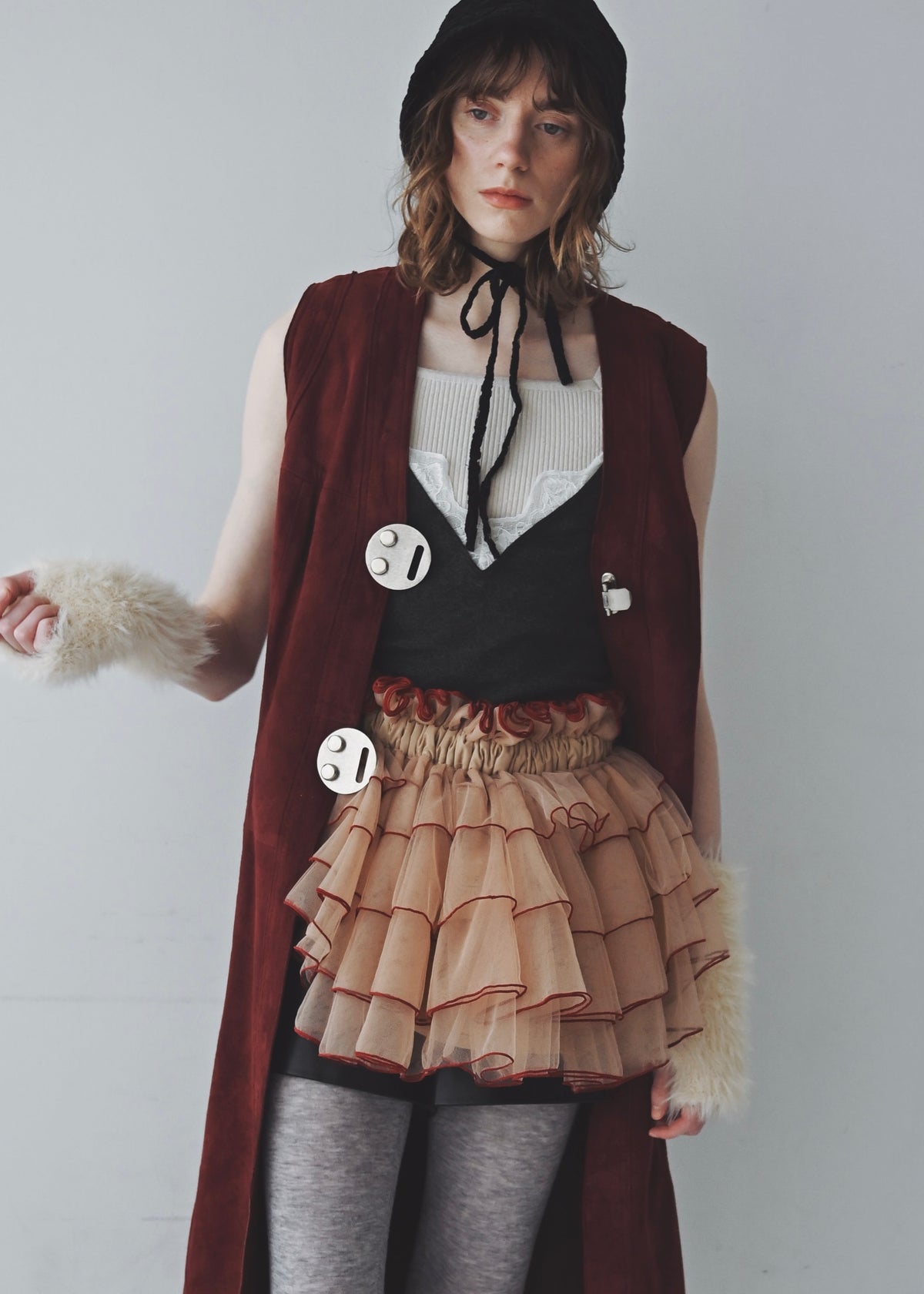 DŌRA TIÉRE | Ruffled Hidden Bag - FIG SANGRIA