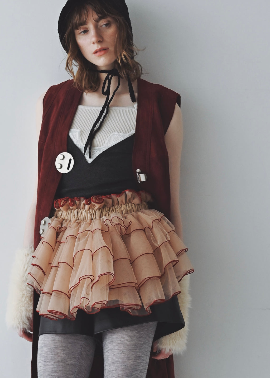 DŌRA TIÉRE | Ruffled Hidden Bag - FIG SANGRIA