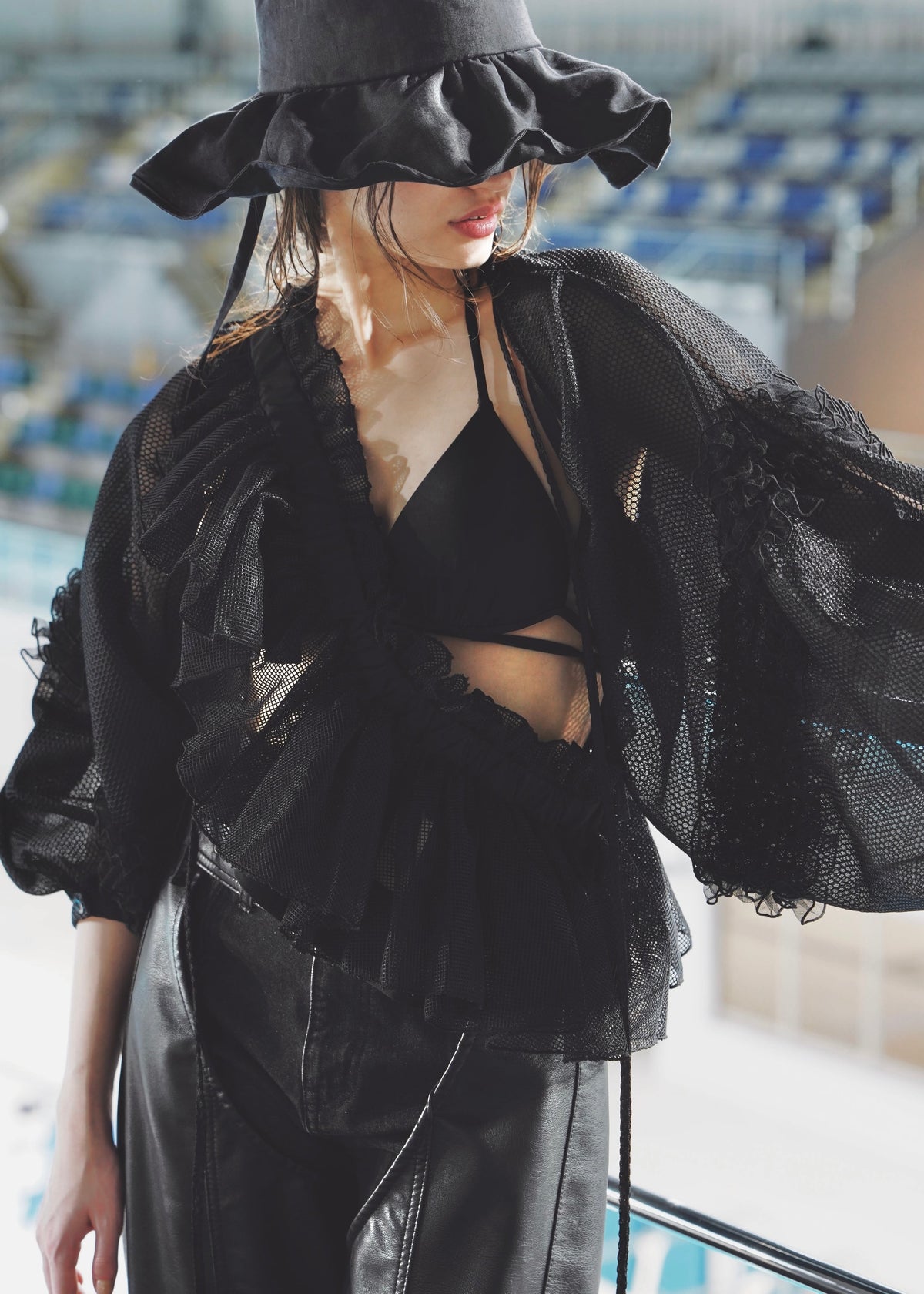 DŌRA LUX | Versatile Ruffled Bag - BLACK
