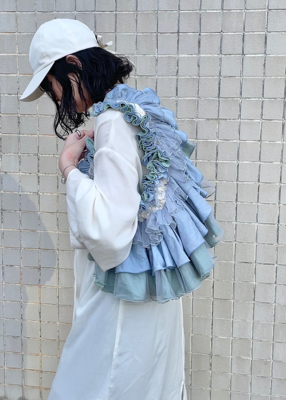 DŌRA MÖRA | Versatile Ruffled Bag - SEA BLUE