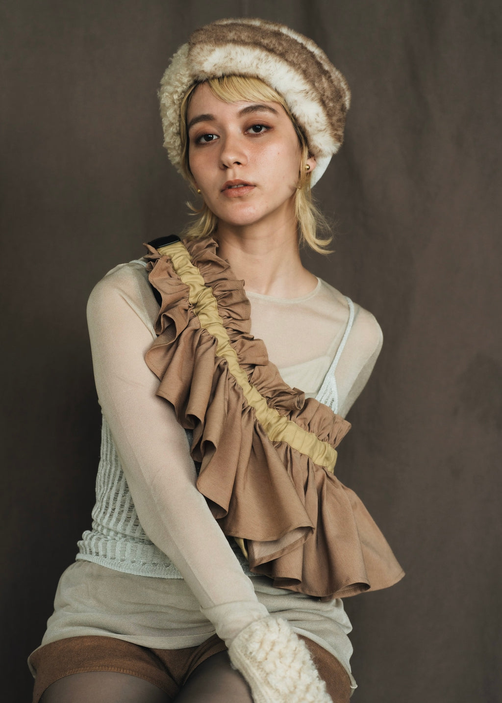 DŌRA | Versatile Ruffled Bag - SAND