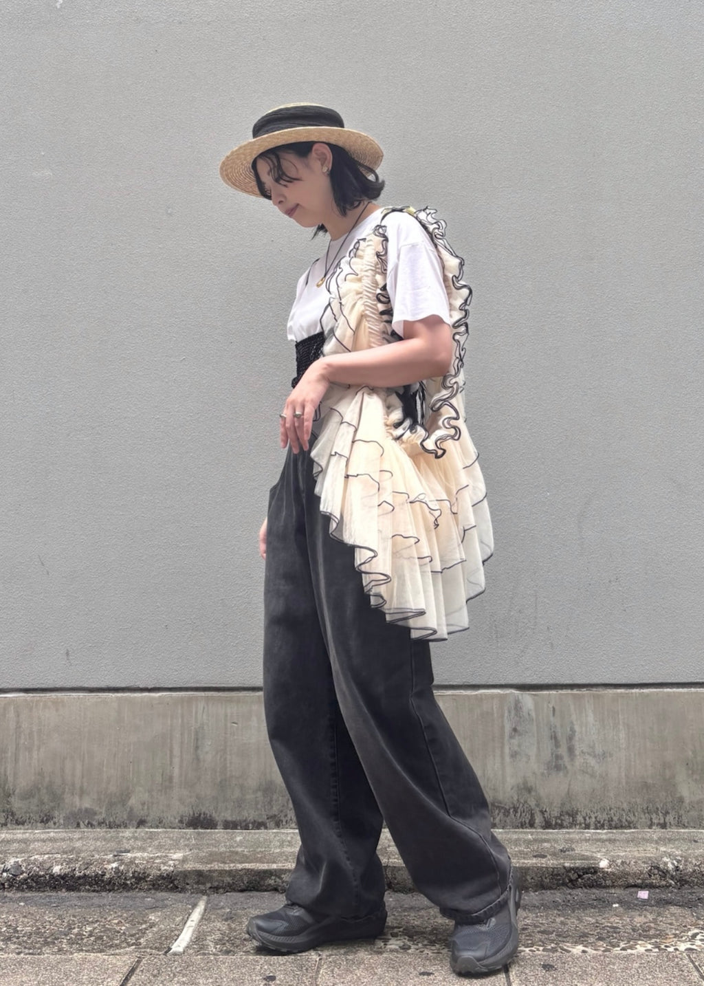 DŌRA TIER Maxi | Ruffled Hidden Bag - SEA WHITE