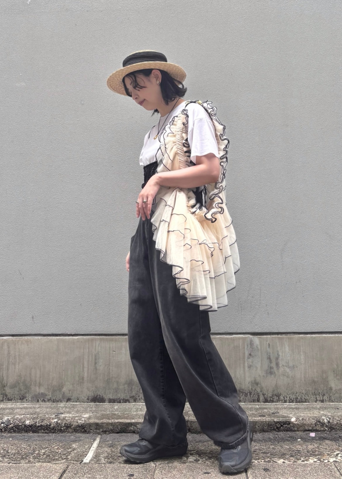 DŌRA TIER Maxi | Ruffled Hidden Bag - SEA WHITE