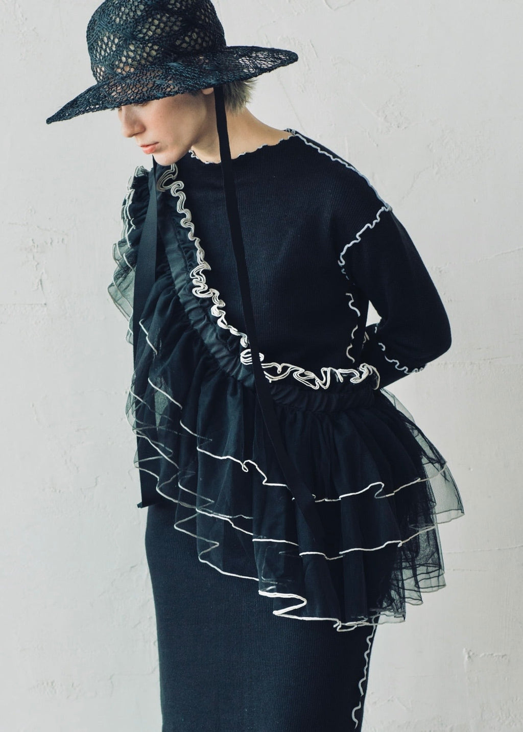 DŌRA TIER Maxi | Ruffled Hidden Bag - MELLOW BLACK