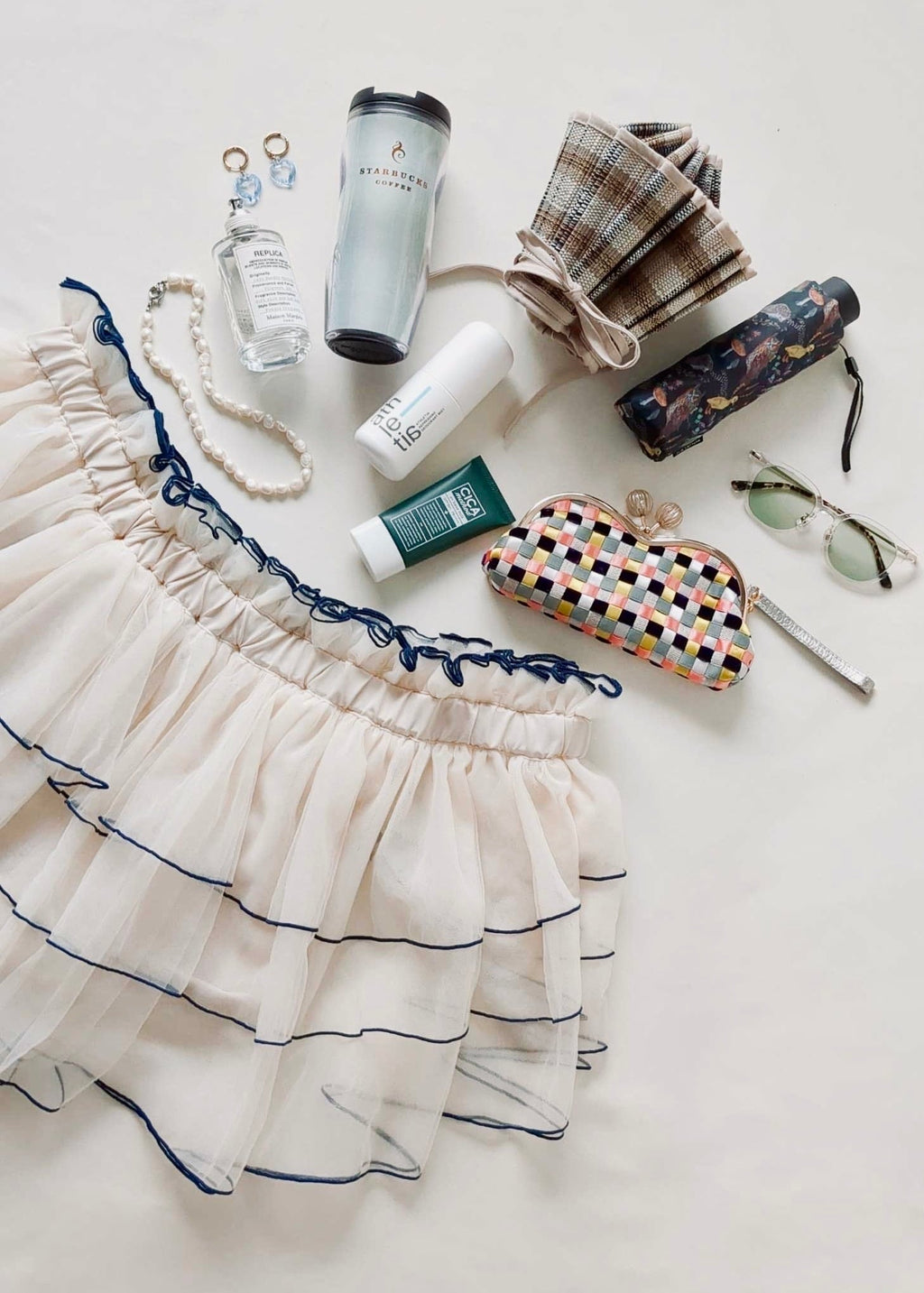 DŌRA TIER Maxi | Ruffled Hidden Bag - SEA WHITE