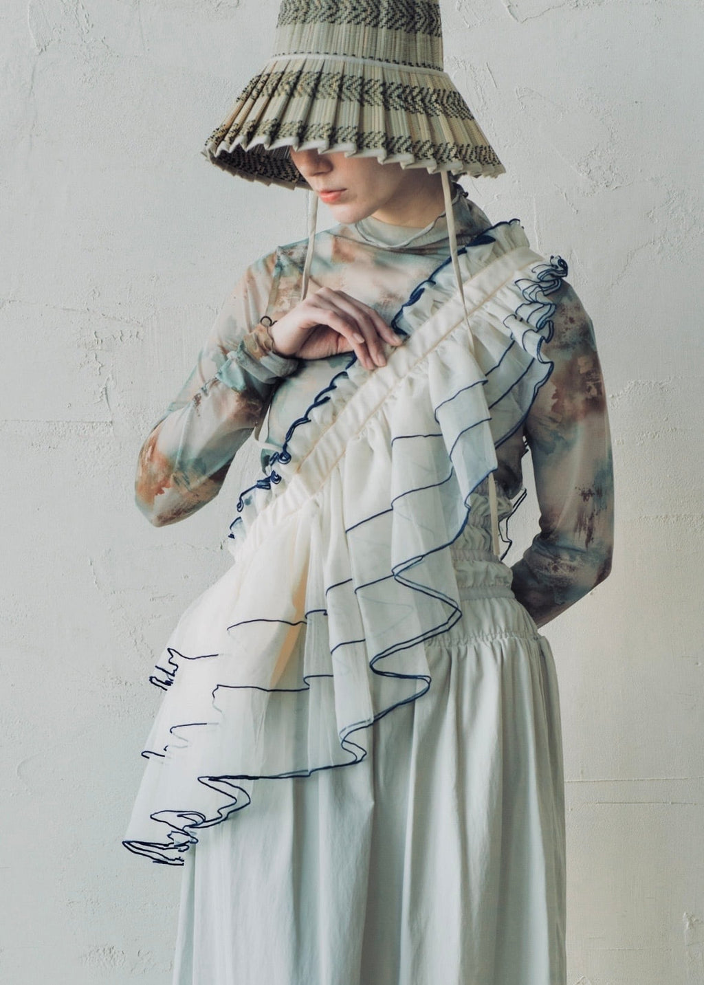 DŌRA TIER Maxi | Ruffled Hidden Bag - SEA WHITE