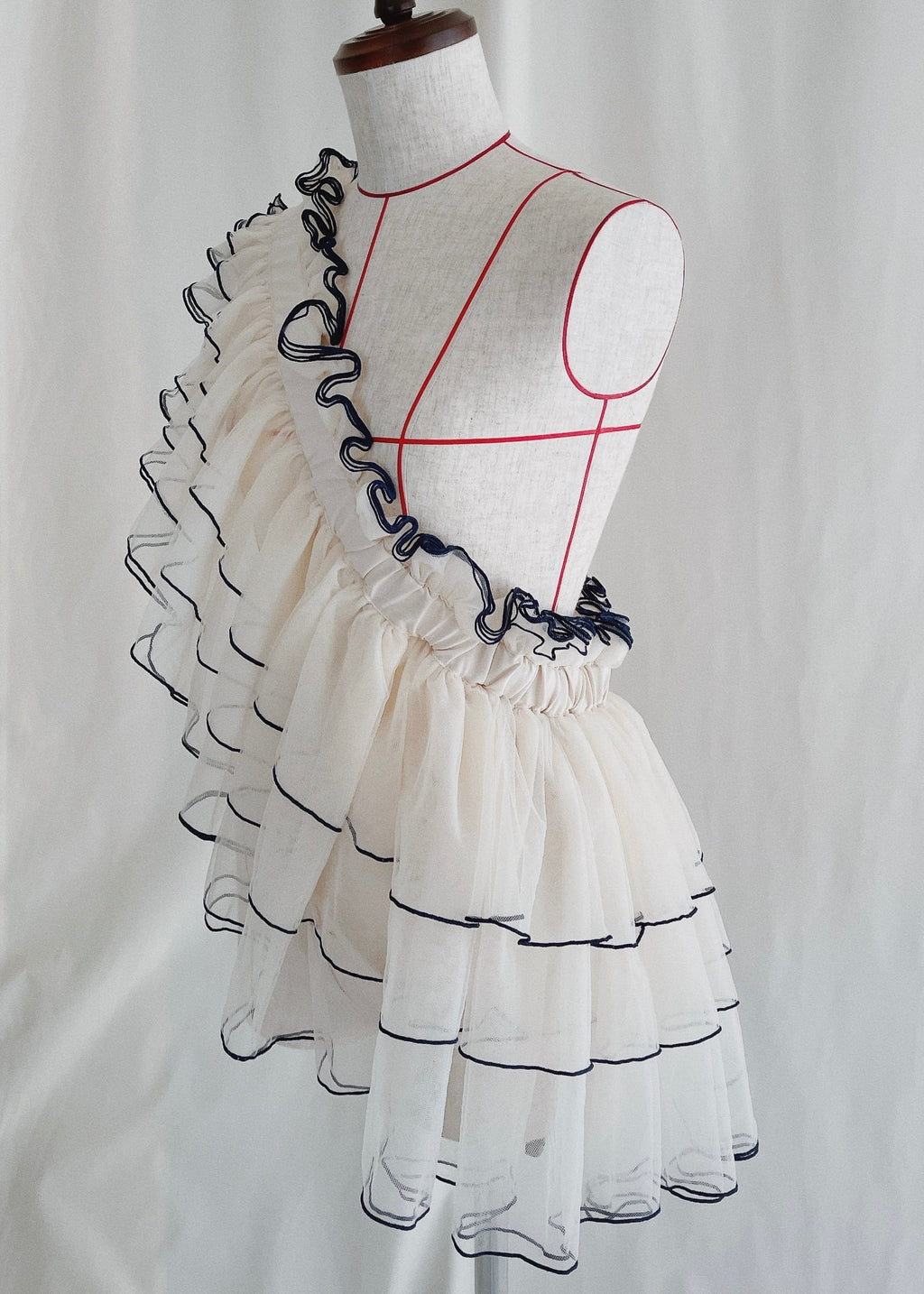 DŌRA TIER Maxi | Ruffled Hidden Bag - SEA WHITE