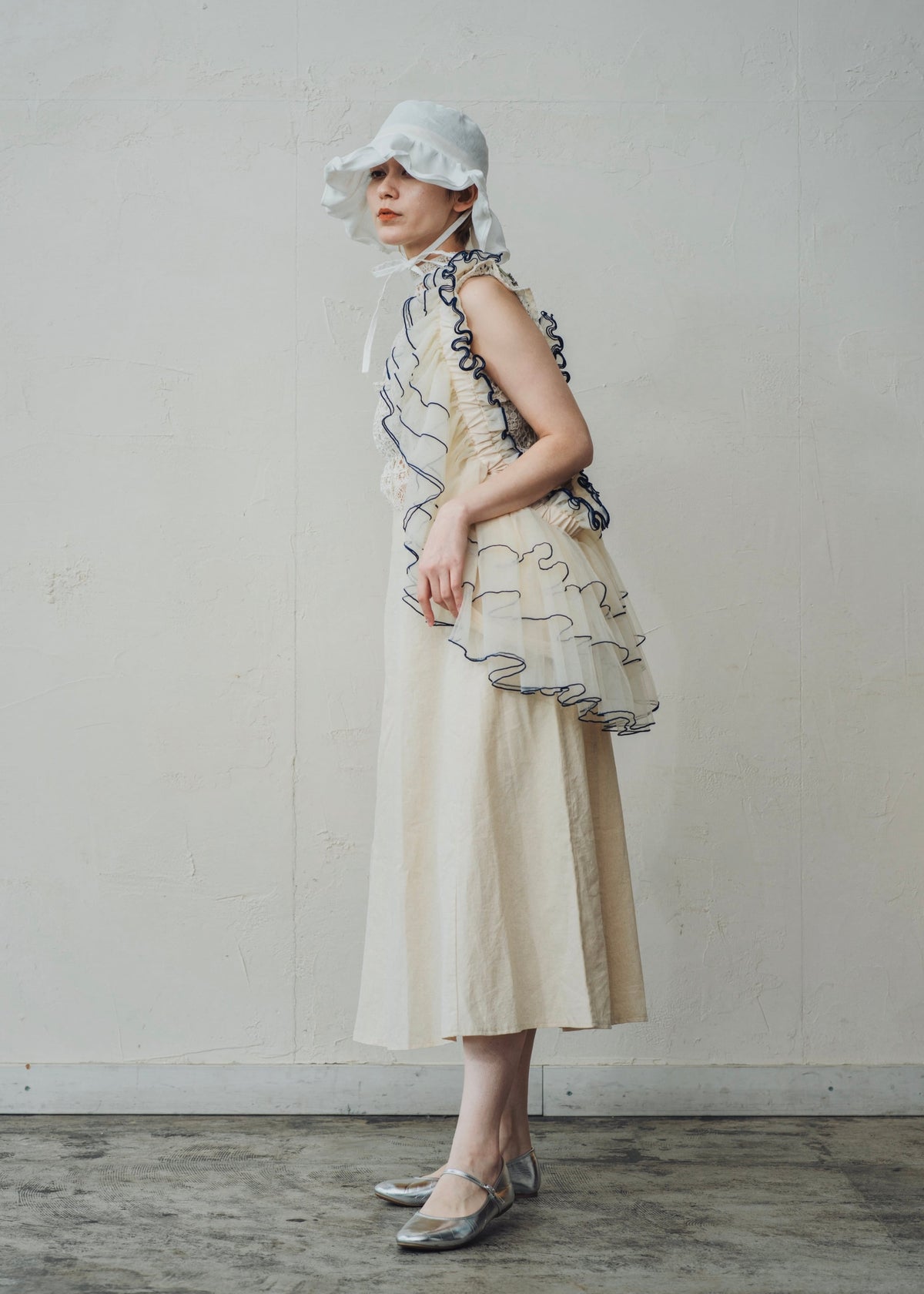 DŌRA TIER Maxi | Ruffled Hidden Bag - SEA WHITE