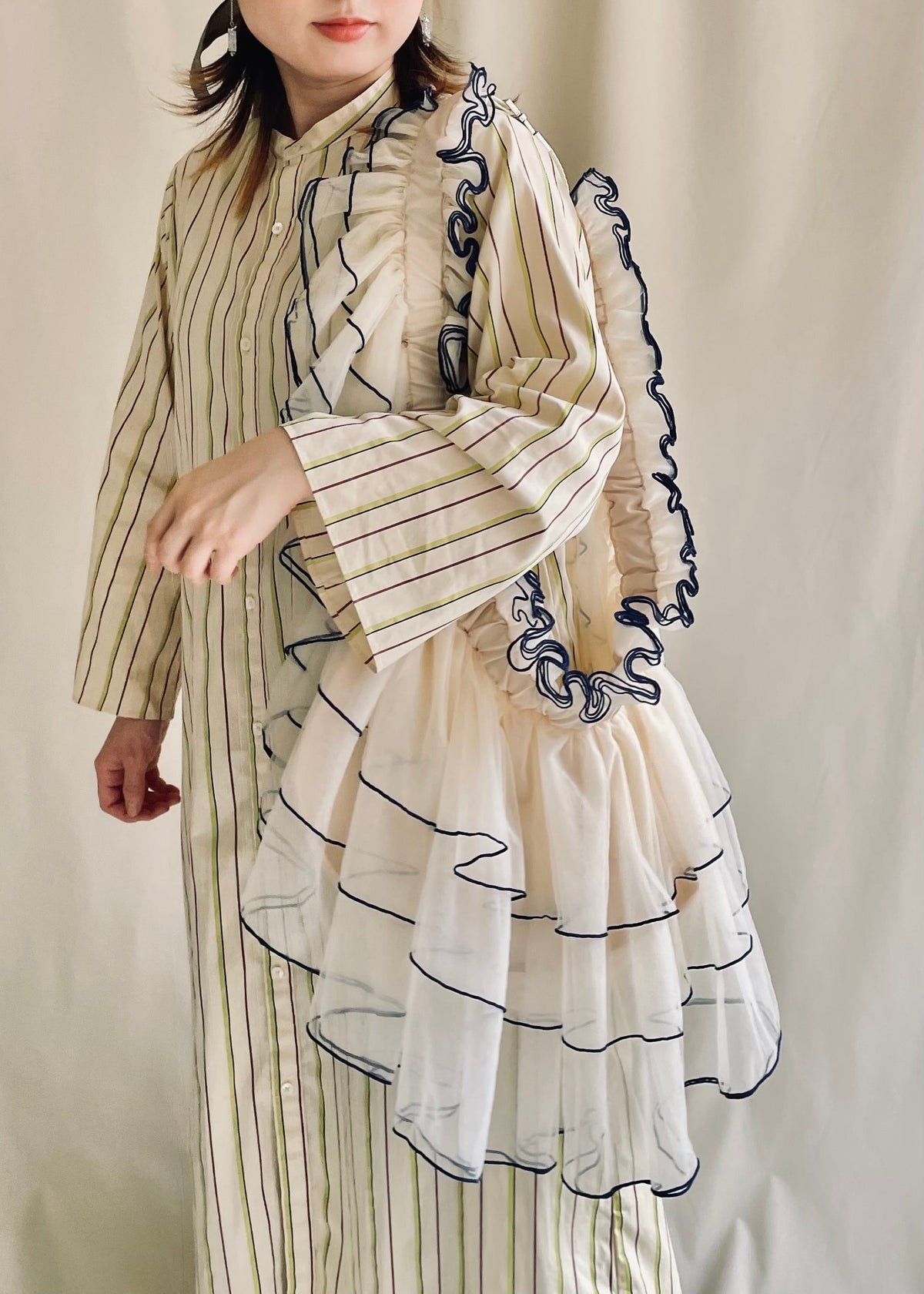 DŌRA TIER Maxi | Ruffled Hidden Bag - SEA WHITE
