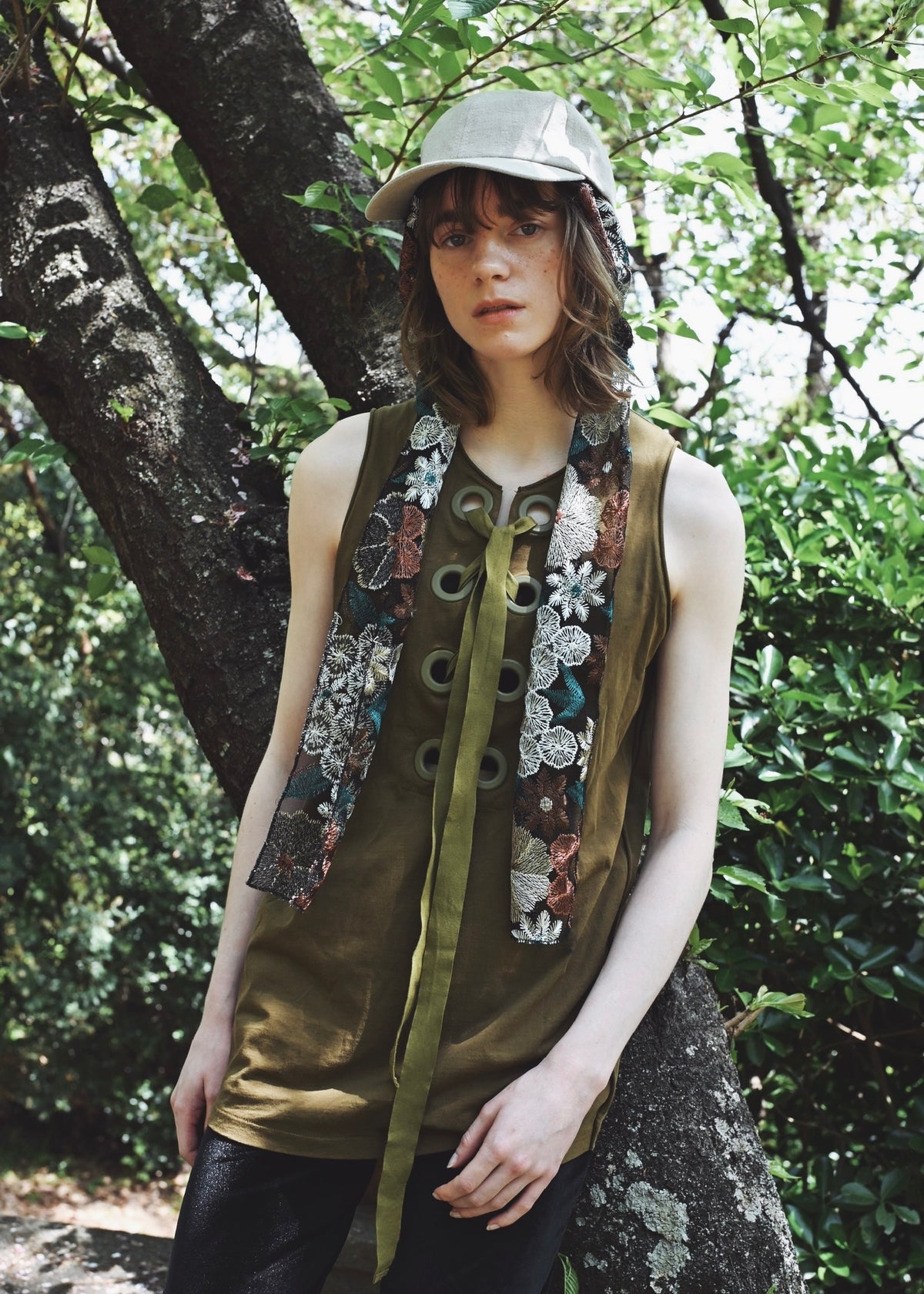 Vintage Garden | Embroidred Lace Veil Hood