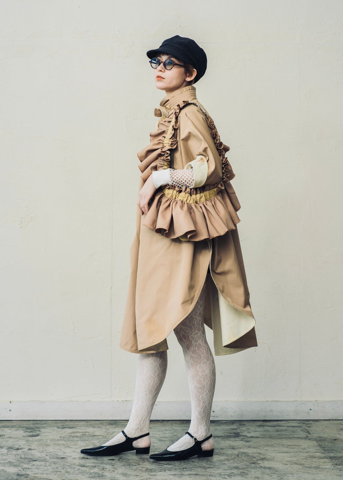 DŌRA | Versatile Ruffled Bag - SAND